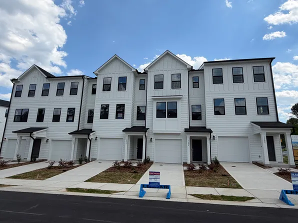 3602 Elm Grove Ln, Raleigh, NC 27604