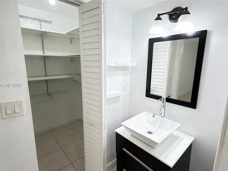 403 SW 148th Ave #3B — Photo 25