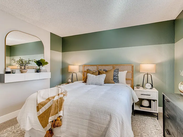The Luxe Apartments — Photo 11
