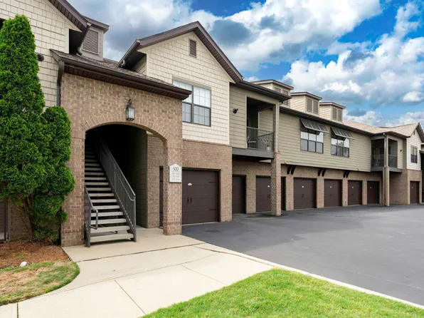 514 Riverhaven Pl #514, Birmingham, AL 35244