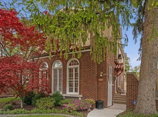 2311 Ridgeway Ave, Evanston, IL 60201