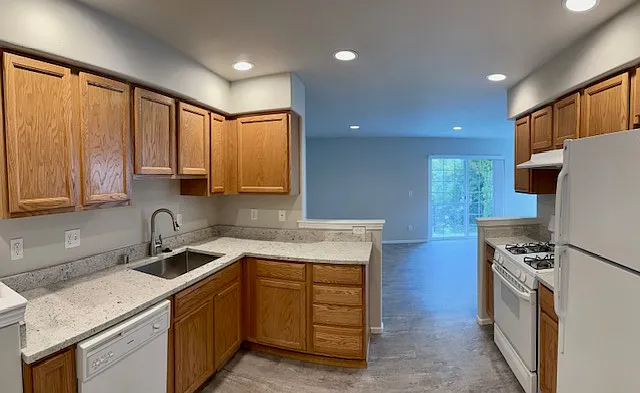 2 bed, 900 sqft, $2,195 — Photo 4