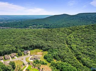 Hawks Way NE, Huntsville, AL 35811