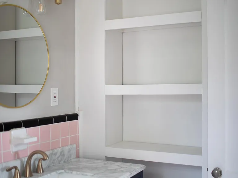 382 Enota Pl SW — Photo 10