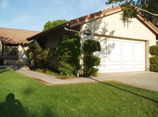 26053 Tierra Dr, Santa Clarita, CA 91355