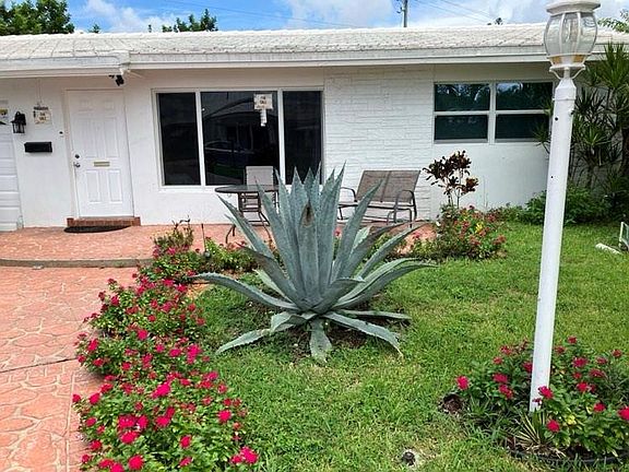 3rd image of 2830 NW 1st Avenue