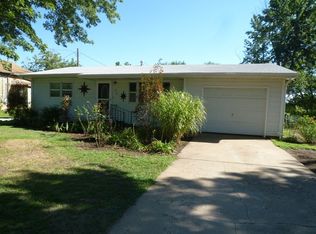 315 E 5th St, Burden, KS 67019