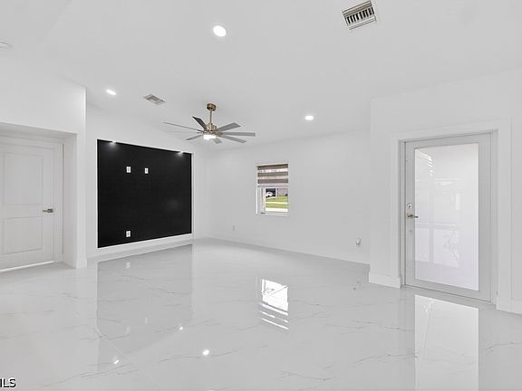 5th image of 2234 Santa Barbara Blvd N