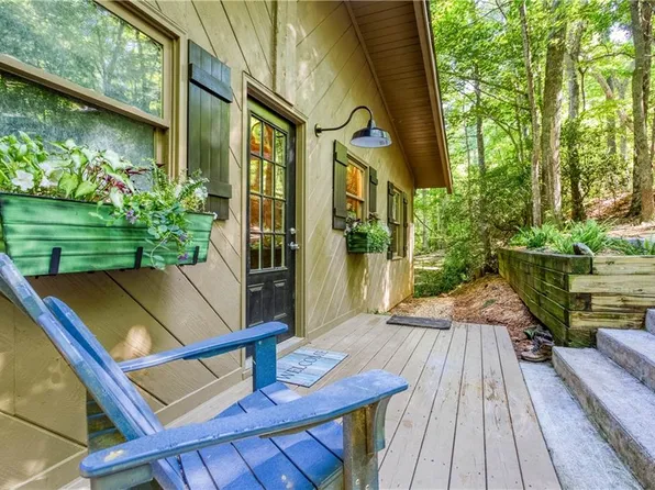 201 Fox Den Cir, Jasper, GA 30143