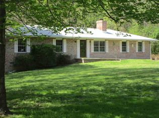 135 Pine Rd, Louisa, VA 23093