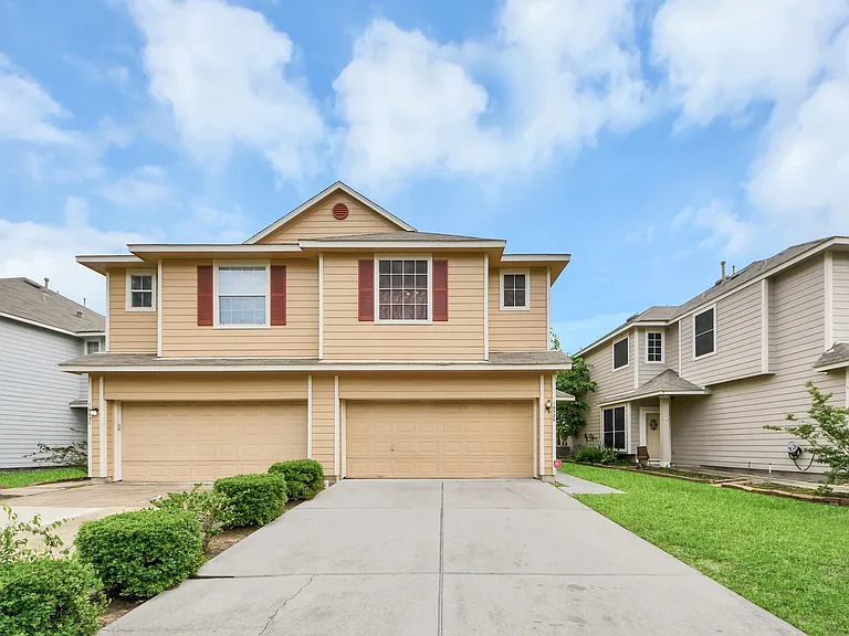 16526 Cairngrove Ln — Photo 5