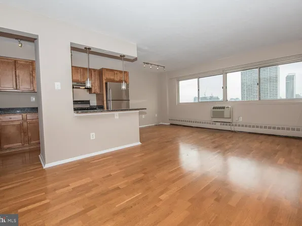 2101 Chestnut St Unit 1516, Philadelphia, PA 19103