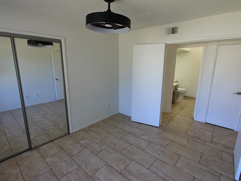 4209 Ryder Ln — Photo 12