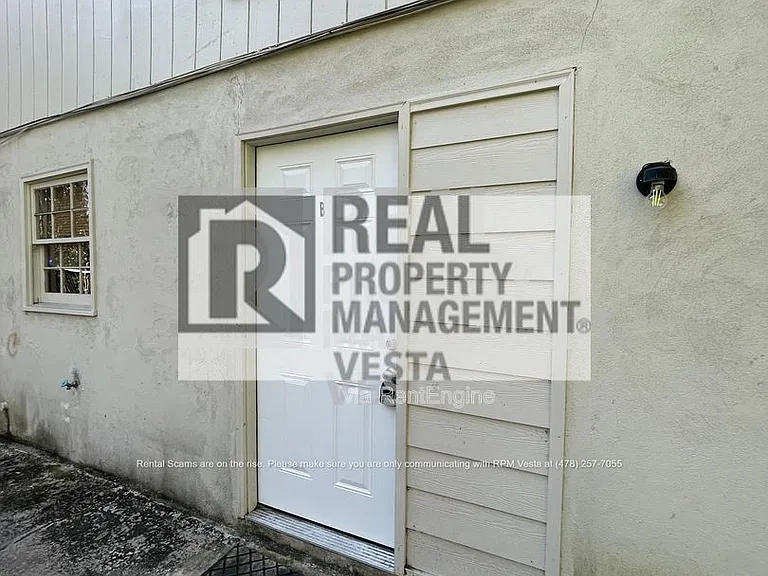 247 Riley Ave #B — Photo 13