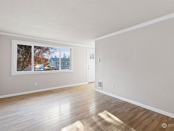 2nd image of 17311 6th Avenue E