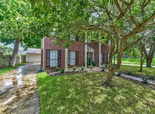 3302 Timothy Ln, Richmond, TX 77406