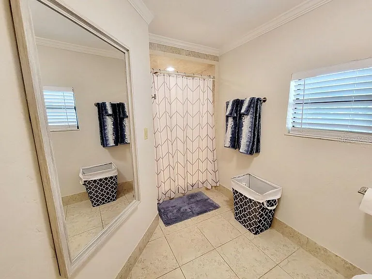 1817 Ivanhoe St #AB — Photo 20