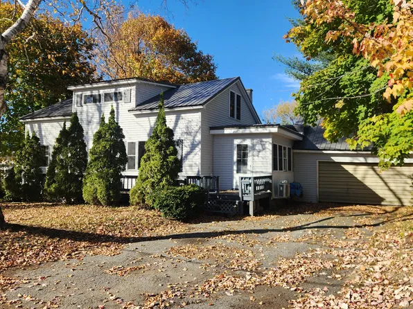 21 Colony Place, Millinocket, ME 04462