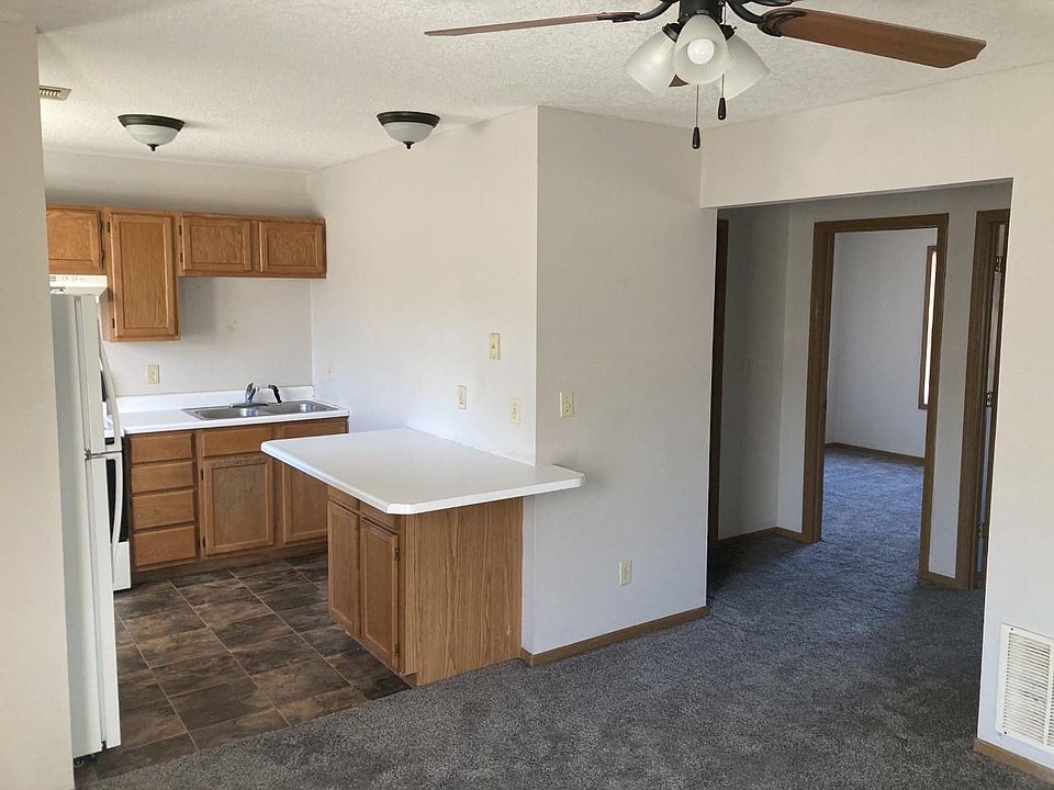 1st image of 1128 Cottonwood St #4