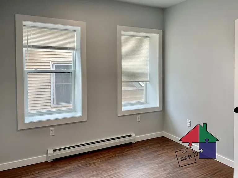 33 Granite St — Photo 4
