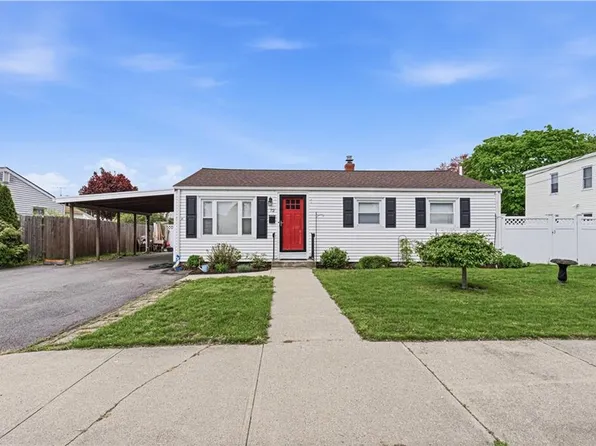 72 Julian St, Pawtucket, RI 02861