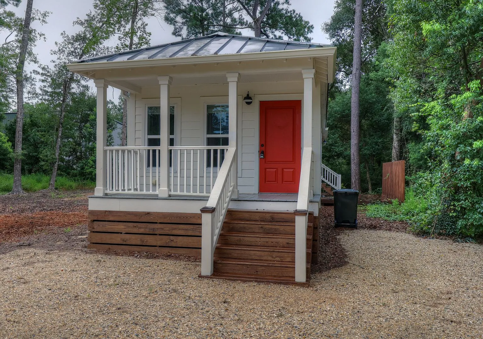 Coming Soon! 3 Bedroom, 1 Bathroom In Point Clear! — Photo 1