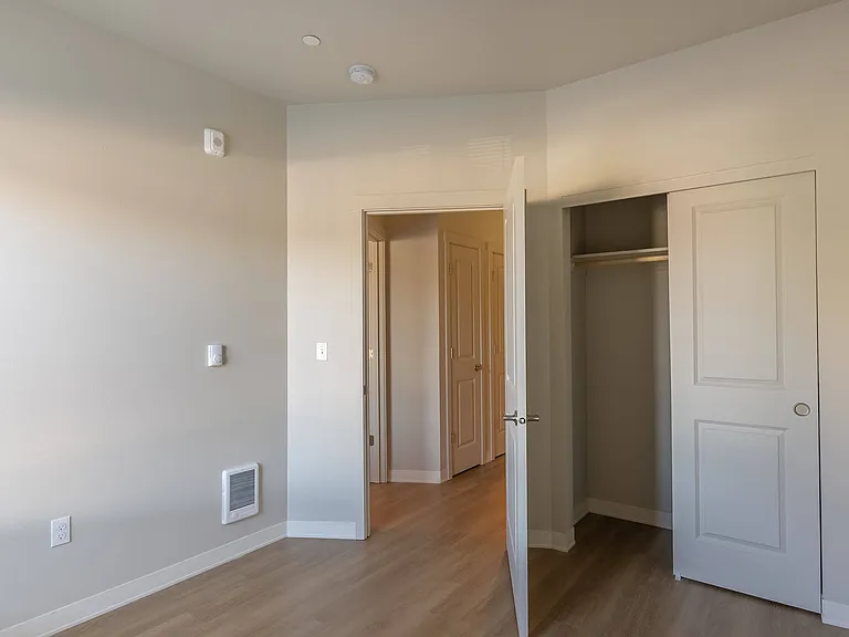Cascade Place Apartment Homes — Photo 33