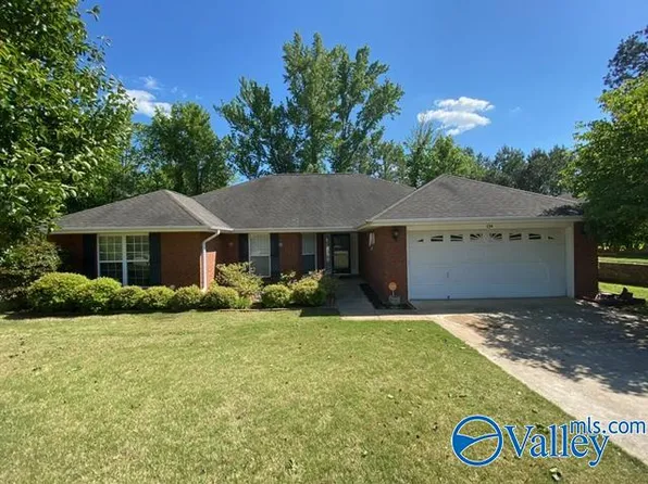 134 Kendrick Ln, Madison, AL 35758
