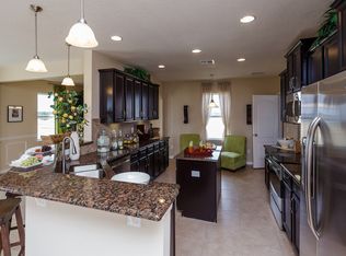 506 Kestrel Dr, Groveland, FL 34736