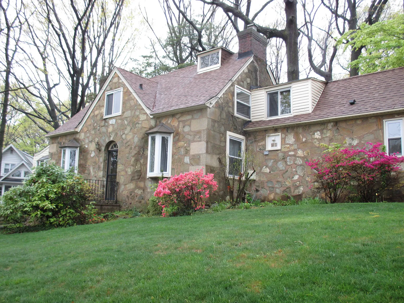 28 Starlight Rd photo 1