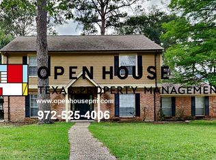 17523 Pinewood Forest Dr, Spring, TX 77379