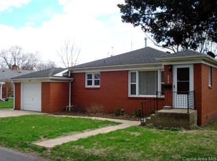 258 Park Lane Ave, Galesburg, IL 61401