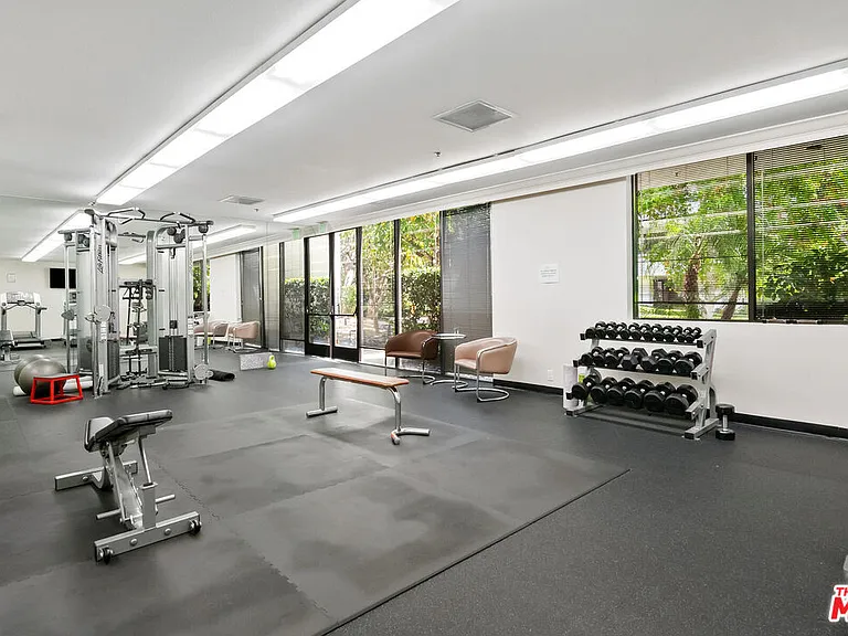 2131 Century Park Ln #118 — Photo 41