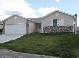22 Willow View Way, Parachute, CO 81635