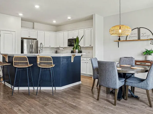 211 Daniels Creek Cir, Goose Creek, SC 29445