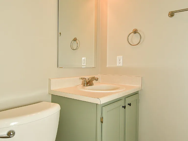1431 Sanner Dr — Photo 41