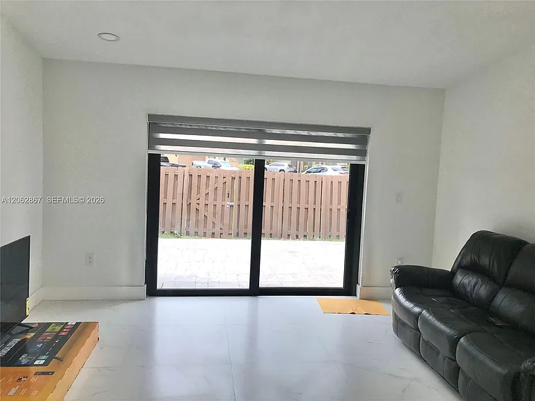 6651 NW 173rd Ln — Photo 6