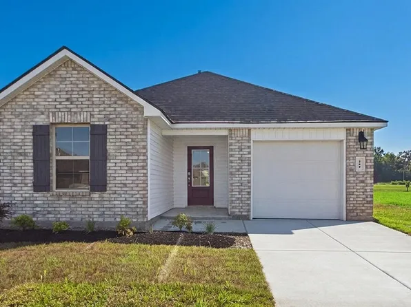 205 Red Pine Dr, Lafayette, LA 70501