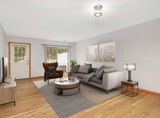 685 Mariner Way, Woodbury, MN 55129