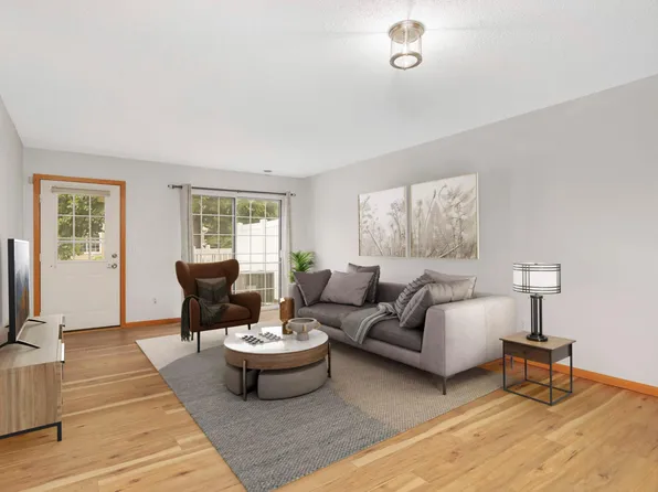 685 Mariner Way, Woodbury, MN 55129