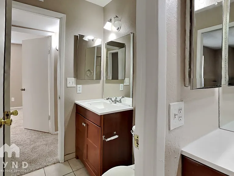 11412 N 57th Dr — Photo 9