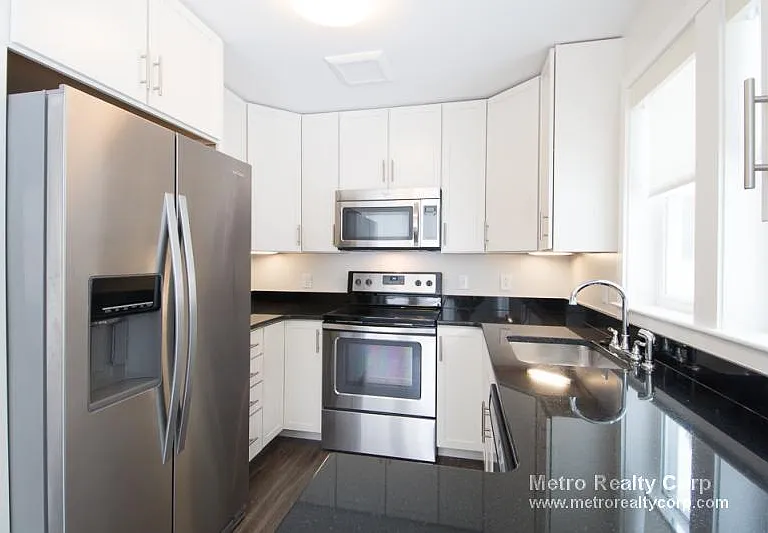 31 Cottage Park Ave #31 — Photo 3