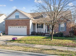 129 Vintage Cir, Hendersonville, TN 37075