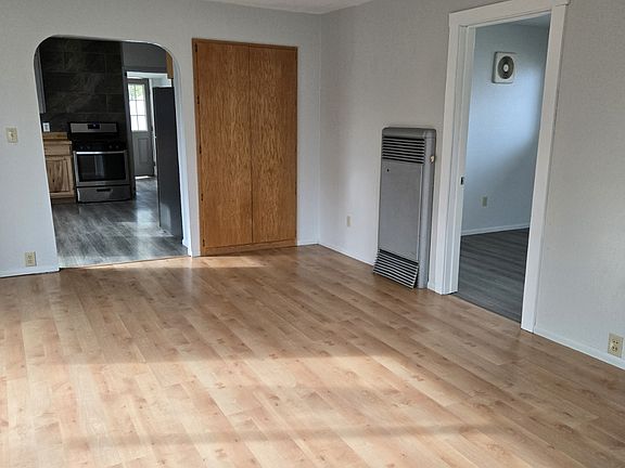 5th image of 522 Dameron Dr