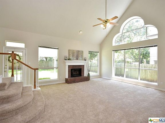 5th image of 3931 Grayling Ln
