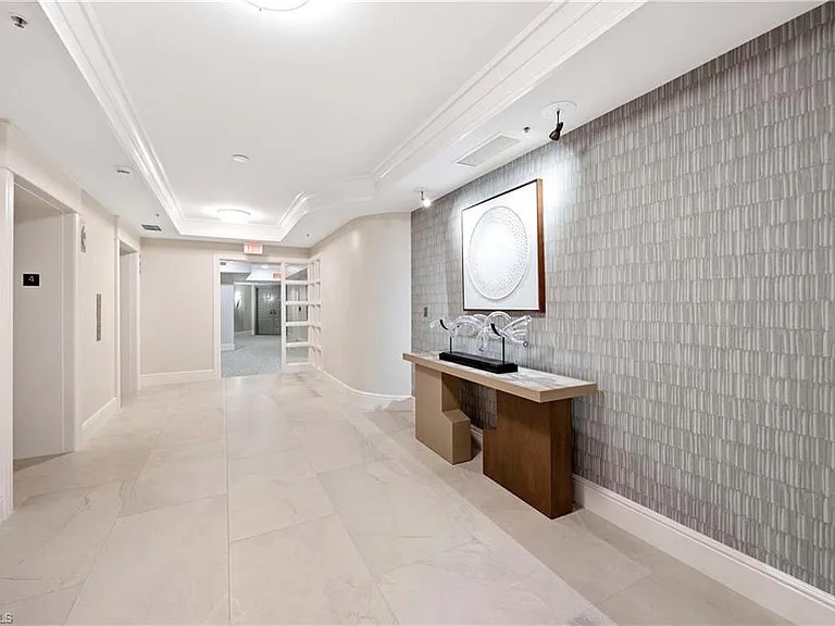 3971 Gulf Shore Blvd N #401 — Photo 5
