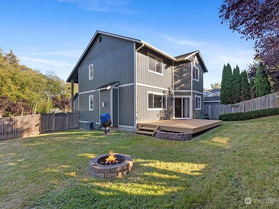 5th image of 504 95th Drive SE