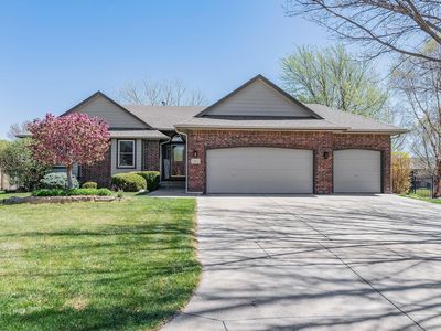 202 N Chaparral Ct, Andover, KS, 67002