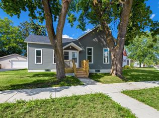 1872 Dunlap Ave, Marinette, WI 54143