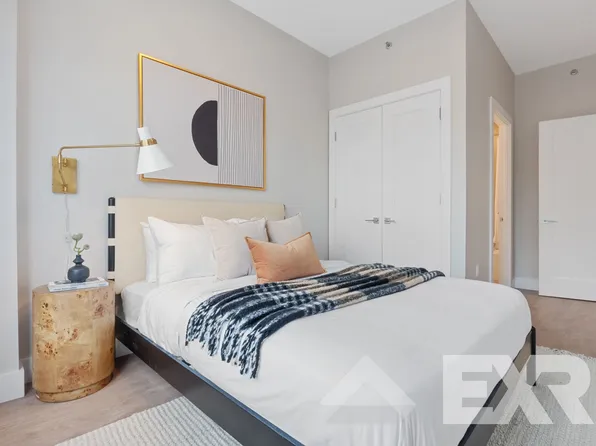 286 Rider Avenue image 11 of 17